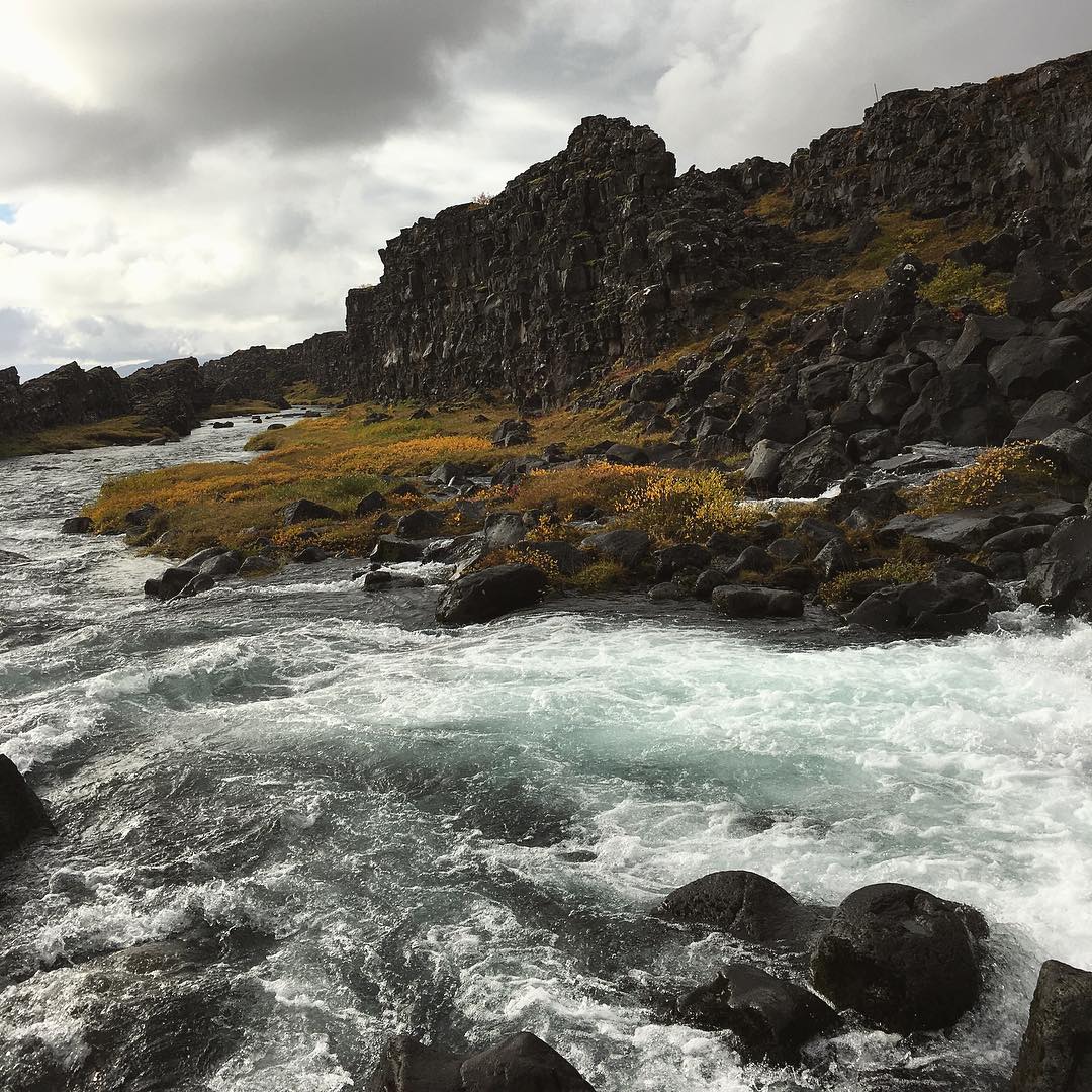 This part of #öxarárfoss looks better without my face in it. #waterfall #þingvellir #rocks
