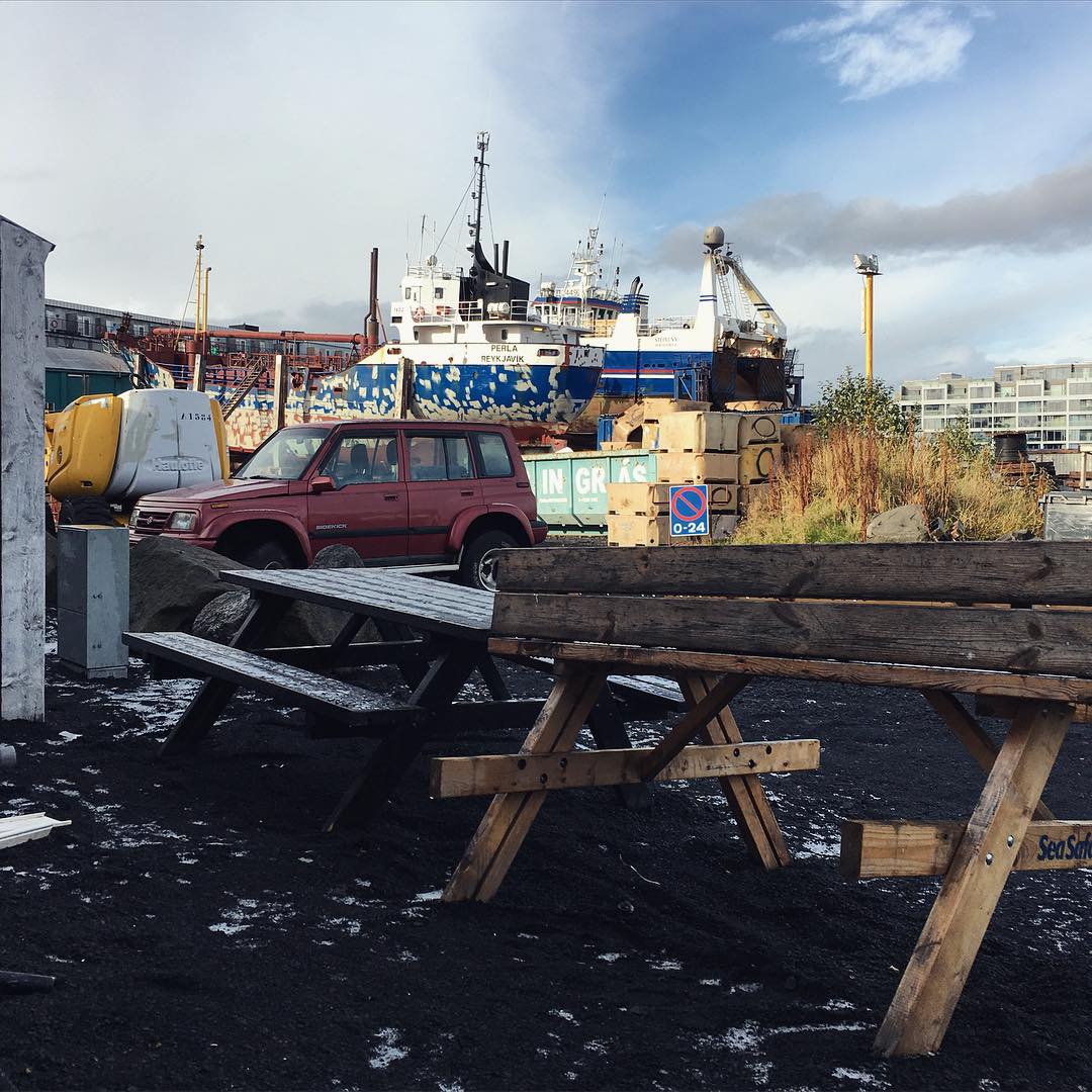 I wasn’t supposed to be here #behindthescenes #dock #harbour #city #reykjavik