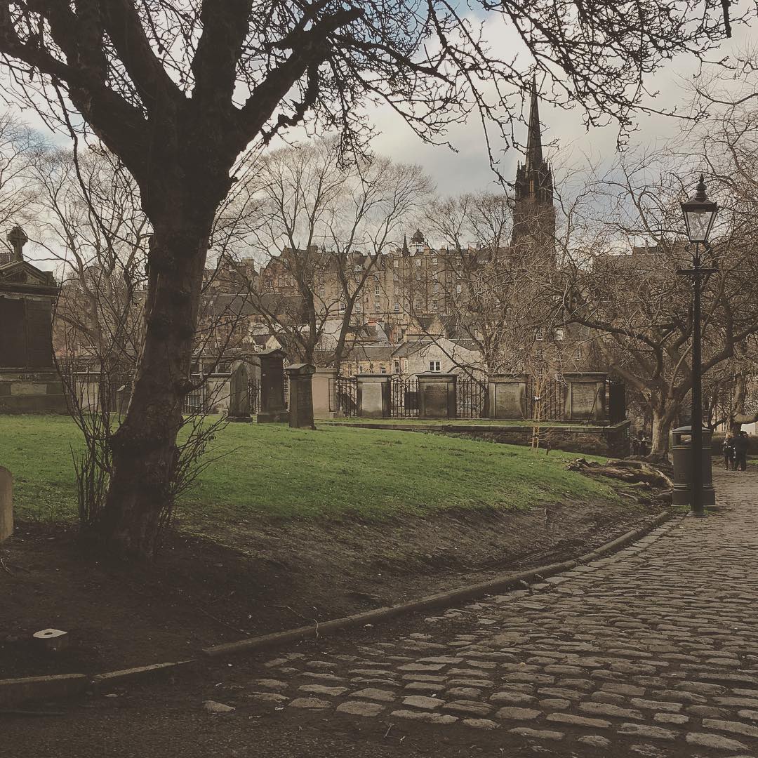 In #Edinburgh, #cemetery(s) are also #park(s).