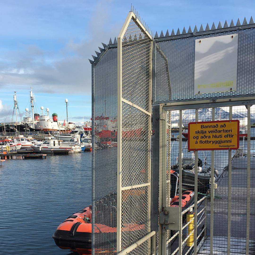 I believe it roughly translates to “stay the fuck out” #harbour #pier #gate #fence #reykjavik #city